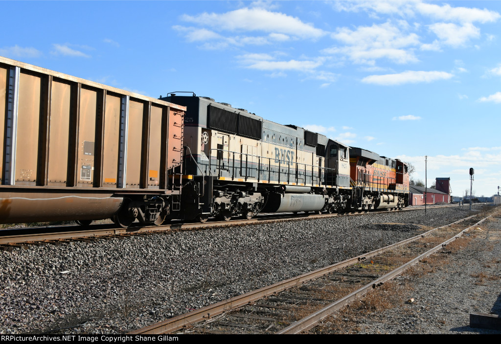 BNSF 9825